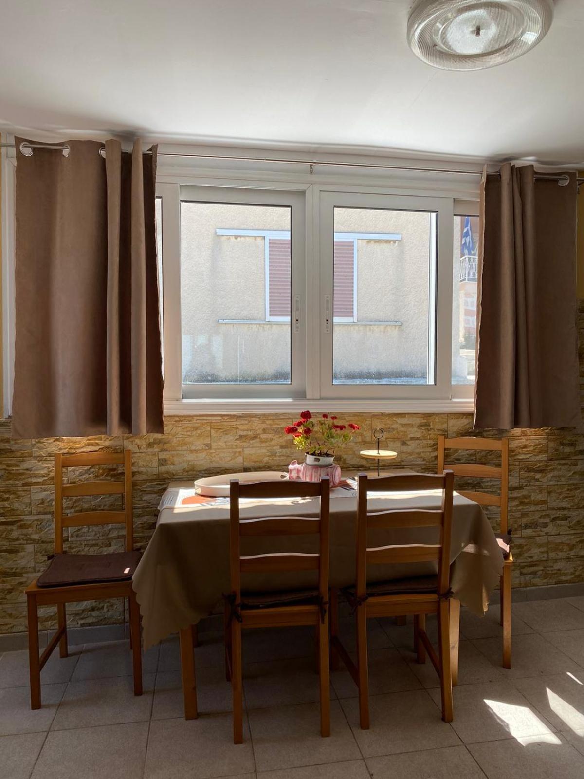 Villa Marina'S House à Salamine Extérieur photo