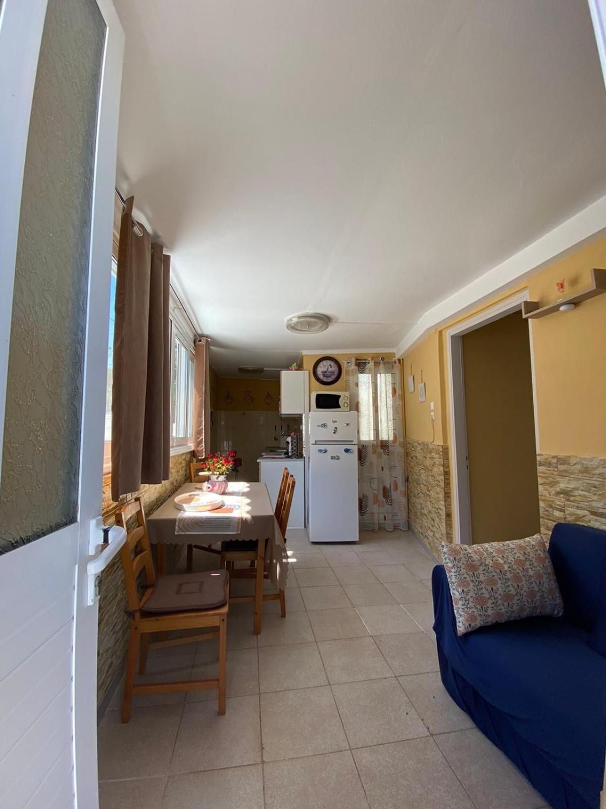 Villa Marina'S House à Salamine Extérieur photo